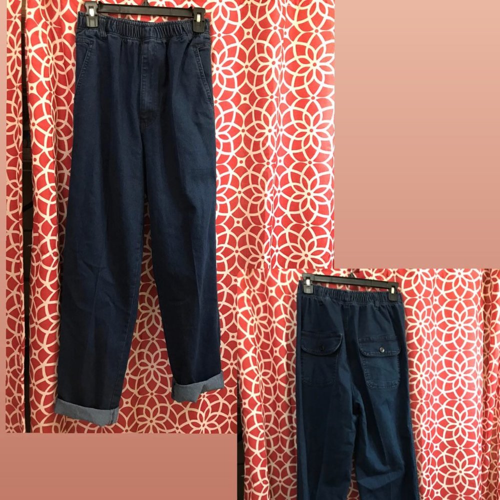 Baggy, High Waisted Jeans